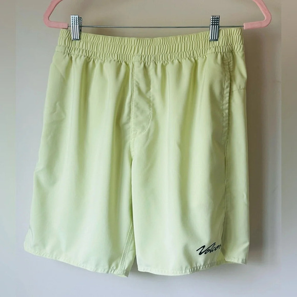 Volcom Men’s Belmont Elastic Waist Casual Surf Hybrid Shorts - Size M - Picture 1 of 12
